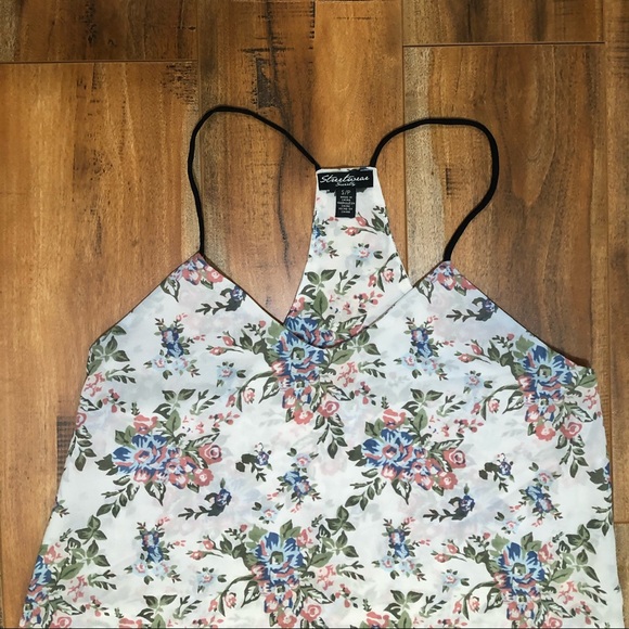 STREETWEAR SOCIETY | Floral Top - Picture 2 of 2